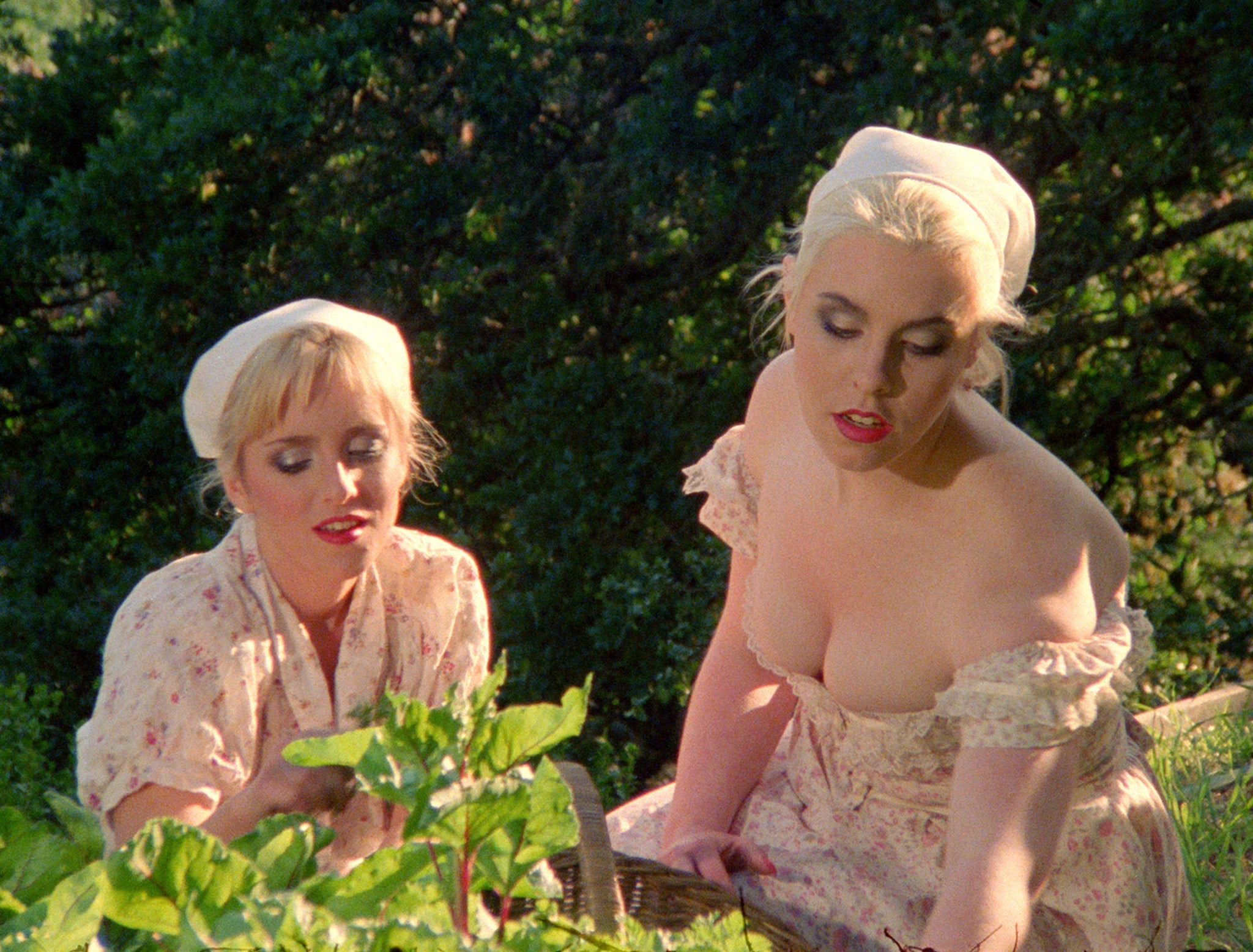 Pretty Peaches II / Pretty Peaches III 23 Pretty Peaches II / Pretty Peaches III